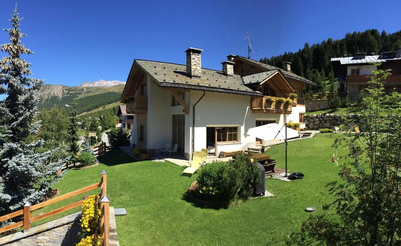 Apartment Chalet Monteneve Appartamento Neve Livigno Italy